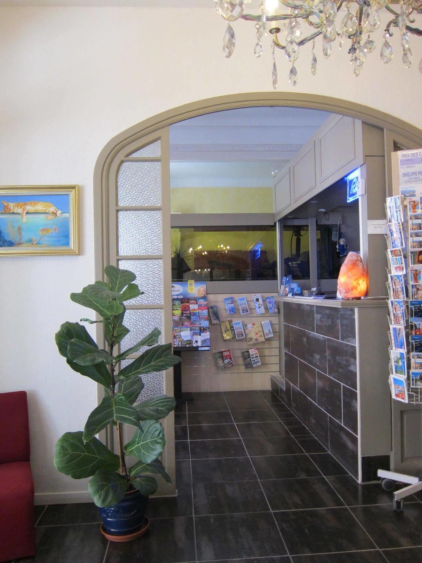 Brit Hotel Colbert Juan-les-Pins Luaran gambar