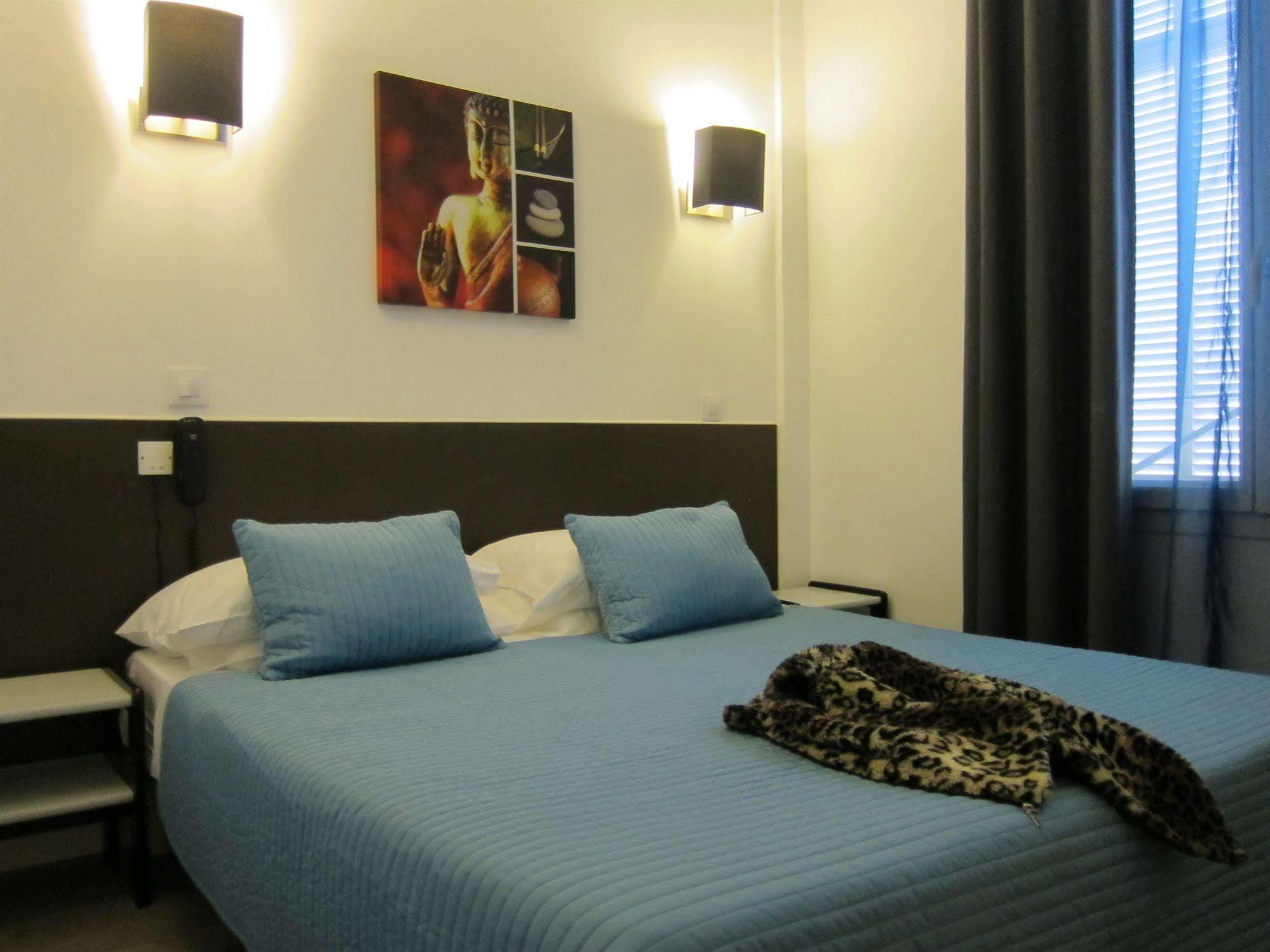 Brit Hotel Colbert Juan-les-Pins Luaran gambar