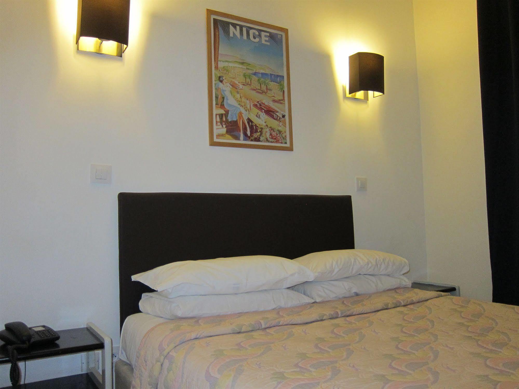 Brit Hotel Colbert Juan-les-Pins Luaran gambar